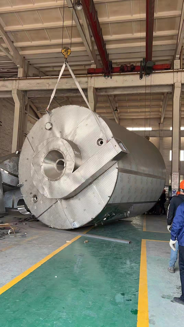 L PG- Центробежная распылительная сушилка с паровым нагревом