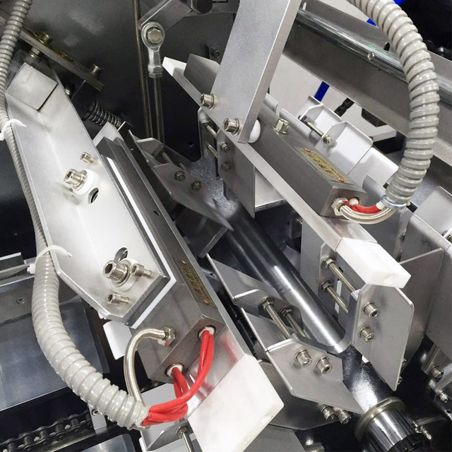 Самая популярная термоусадочная пленка для резки картонных коробок для мобильных телефонов, термоусадочная упаковочная машина